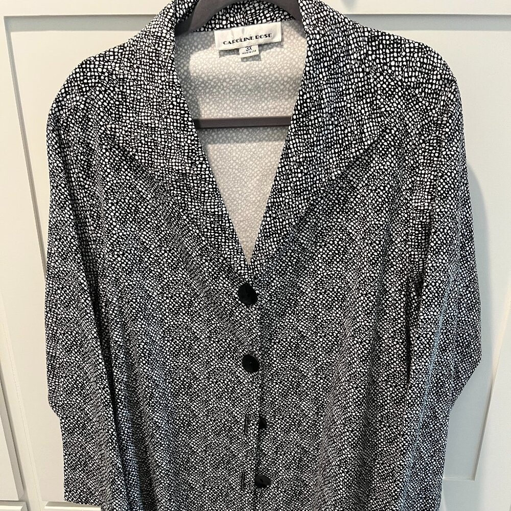 Caroline Rose, Black and white abstract print topper, size 3X